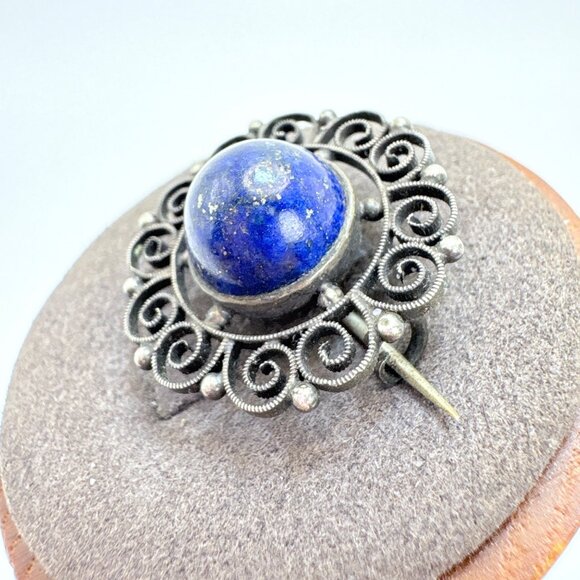 VTG Silver Tone Lapis Lazuli Bezel Set Scroll Design Brooch Size 1" Length - Picture 3 of 7